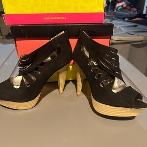 Charlotte Russe Black Cutout Peep-Toe Heels